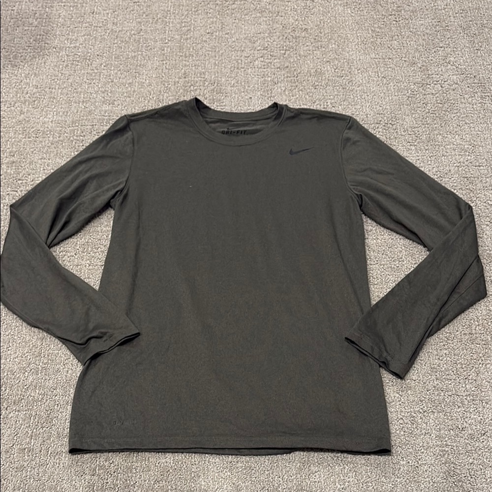 Nike Men's Charcoal Long Sleeve Tee